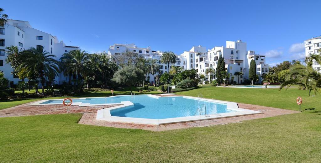 마르베야 Jardines Del Puerto 아파트 외부 사진